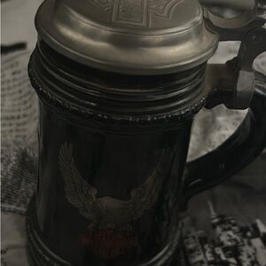 Harley-Davidson Black and Silver Mug